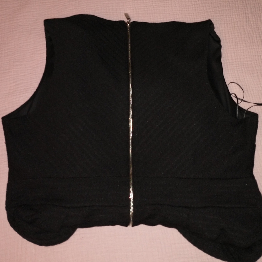 Dress - Picture 4 of 8